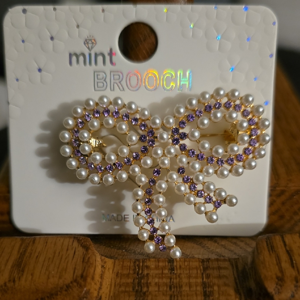 Mint Gold and Purple Pearl Bow Brooch